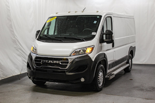 Used 2025 RAM ProMaster 2500 FWD image 4