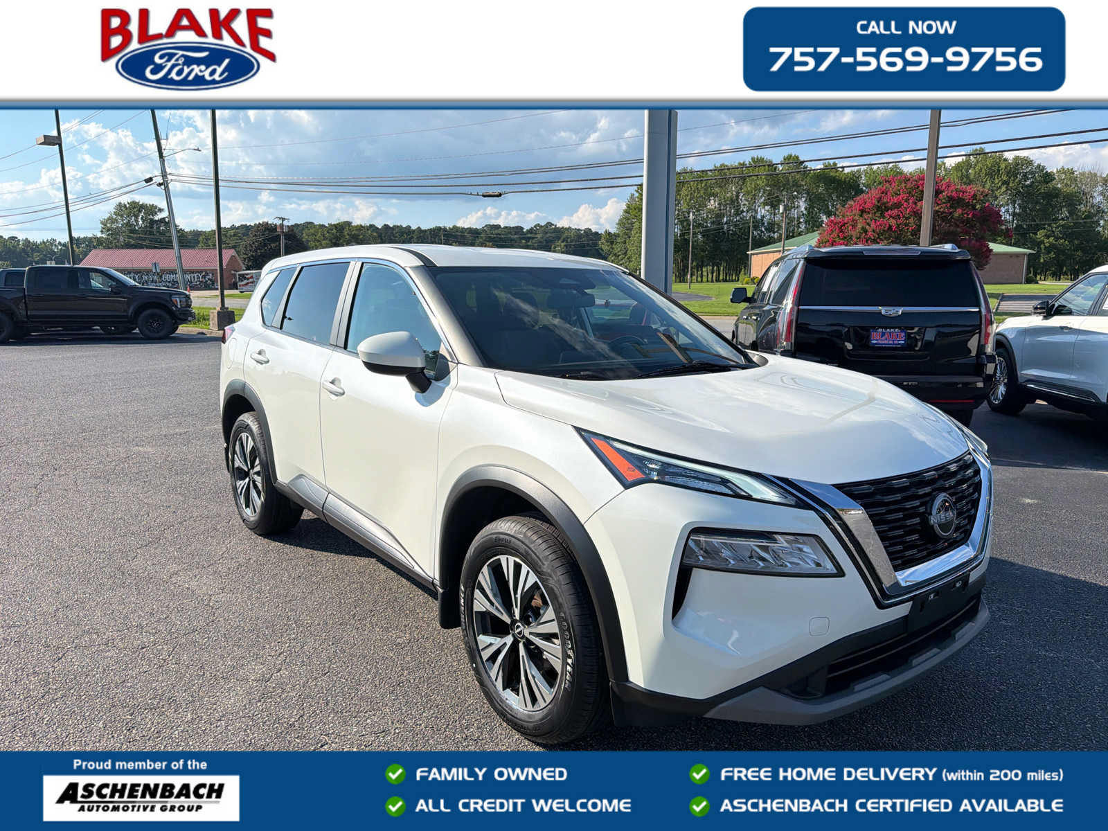 Used 2023 Nissan Rogue SV