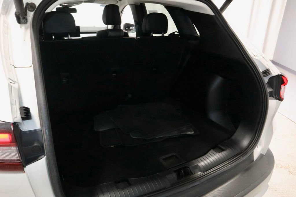 Certified 2024 Ford Escape Platinum AWD/4WD image 15