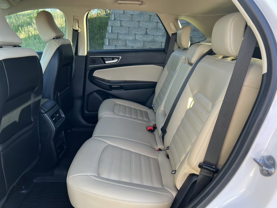 Certified 2022 Ford Edge SEL w/ Convenience Package image 12