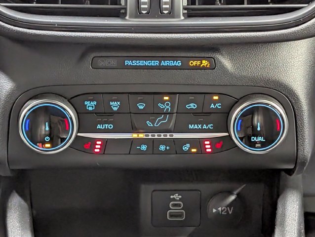Certified 2025 Ford Escape ST-Line Select AWD/4WD image 6