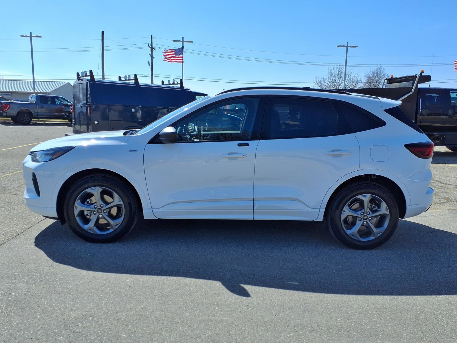Certified 2023 Ford Escape ST-Line image 4