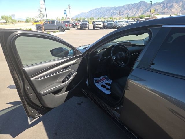 Used 2021 MAZDA MAZDA3 s FWD image 11