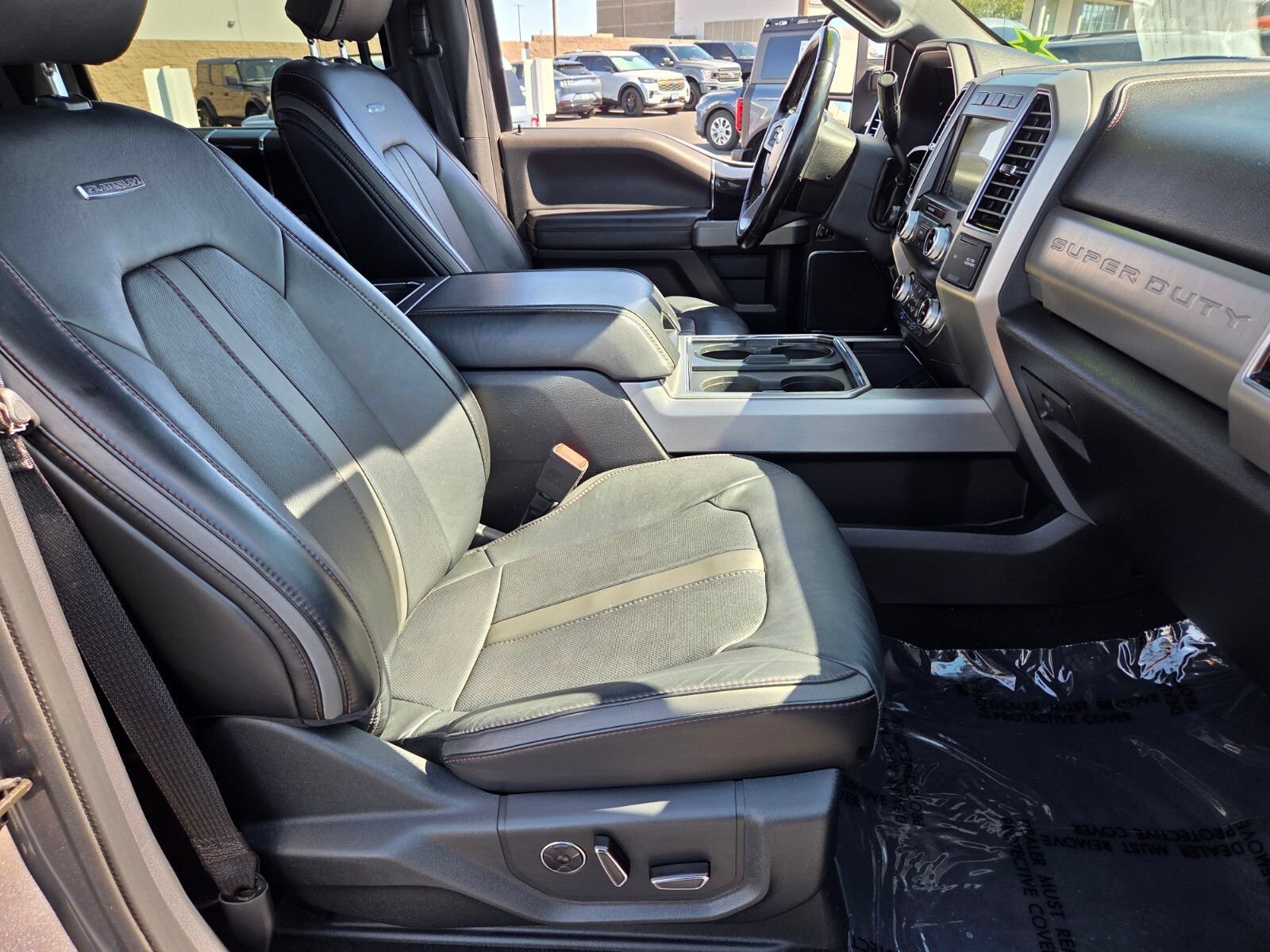 Certified 2021 Ford F250 Platinum w/ FX4 Off-Road Package AWD/4WD image 16