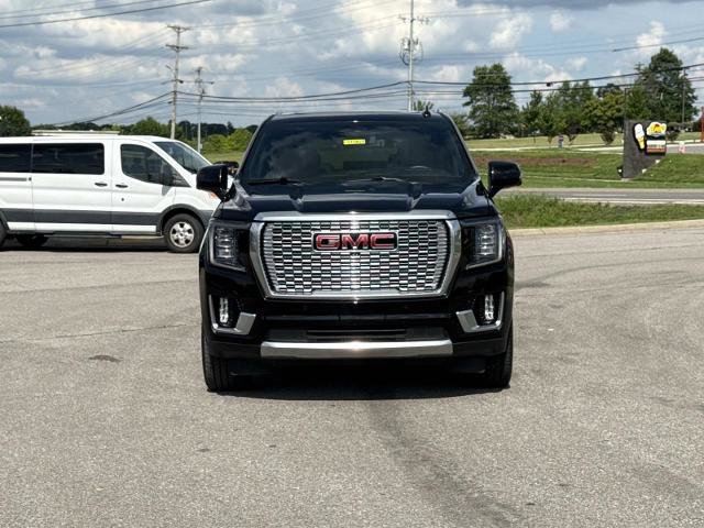 Used 2024 GMC Yukon Denali AWD/4WD image 2