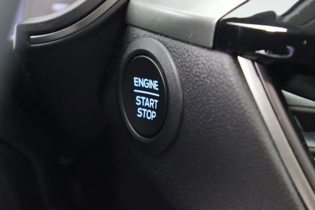 Certified 2023 Ford Escape Active AWD/4WD image 41