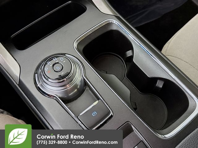 Certified 2017 Ford Fusion SE w/ Fusion SE Technology Package FWD image 16