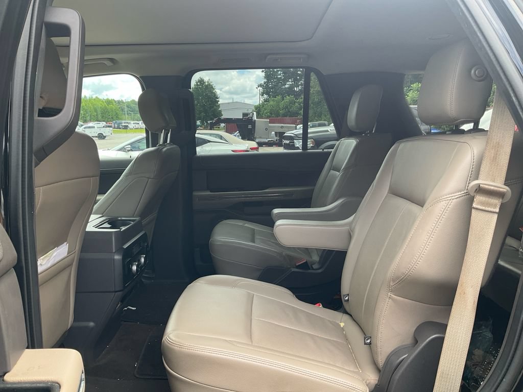 Certified 2020 Ford Expedition XLT w/ Equipment Group 202A RWD image 14