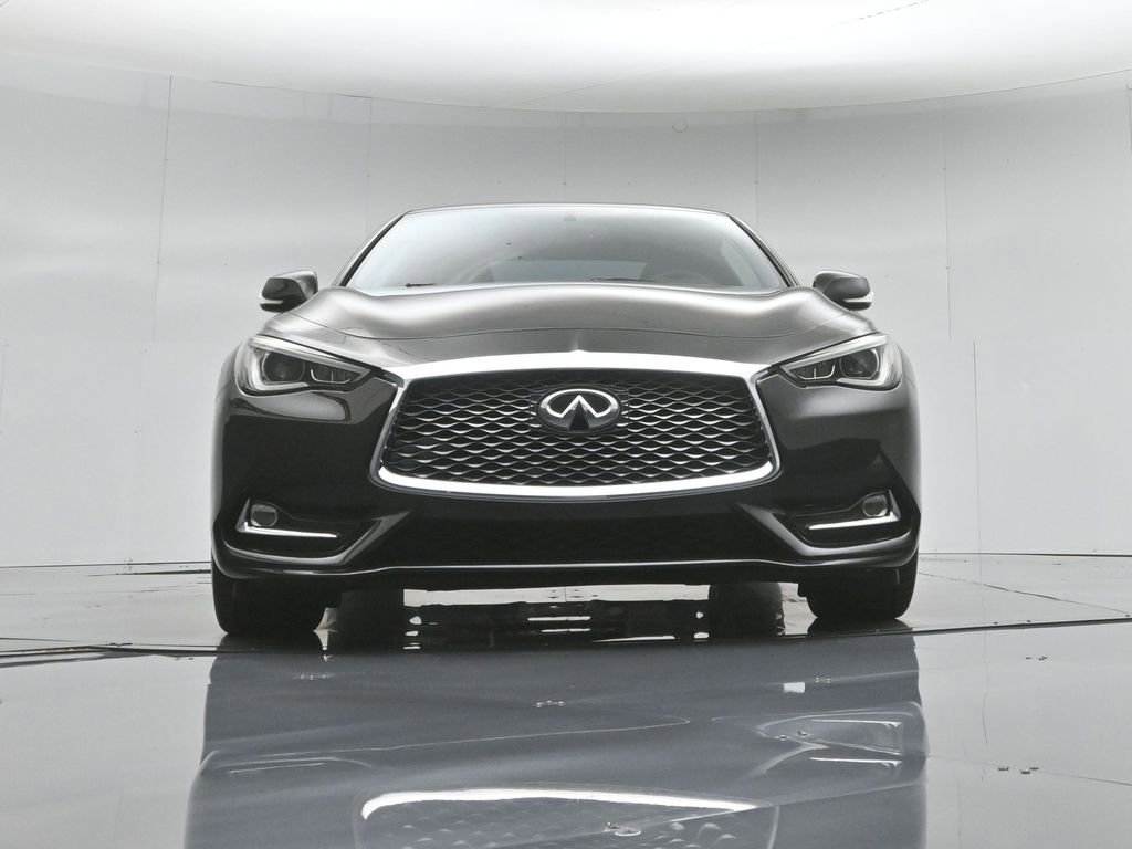 Used 2017 INFINITI Q60 Red Sport 400 RWD image 45