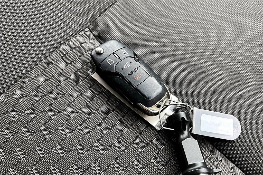 Certified 2023 Ford Transit 350 XLT image 11