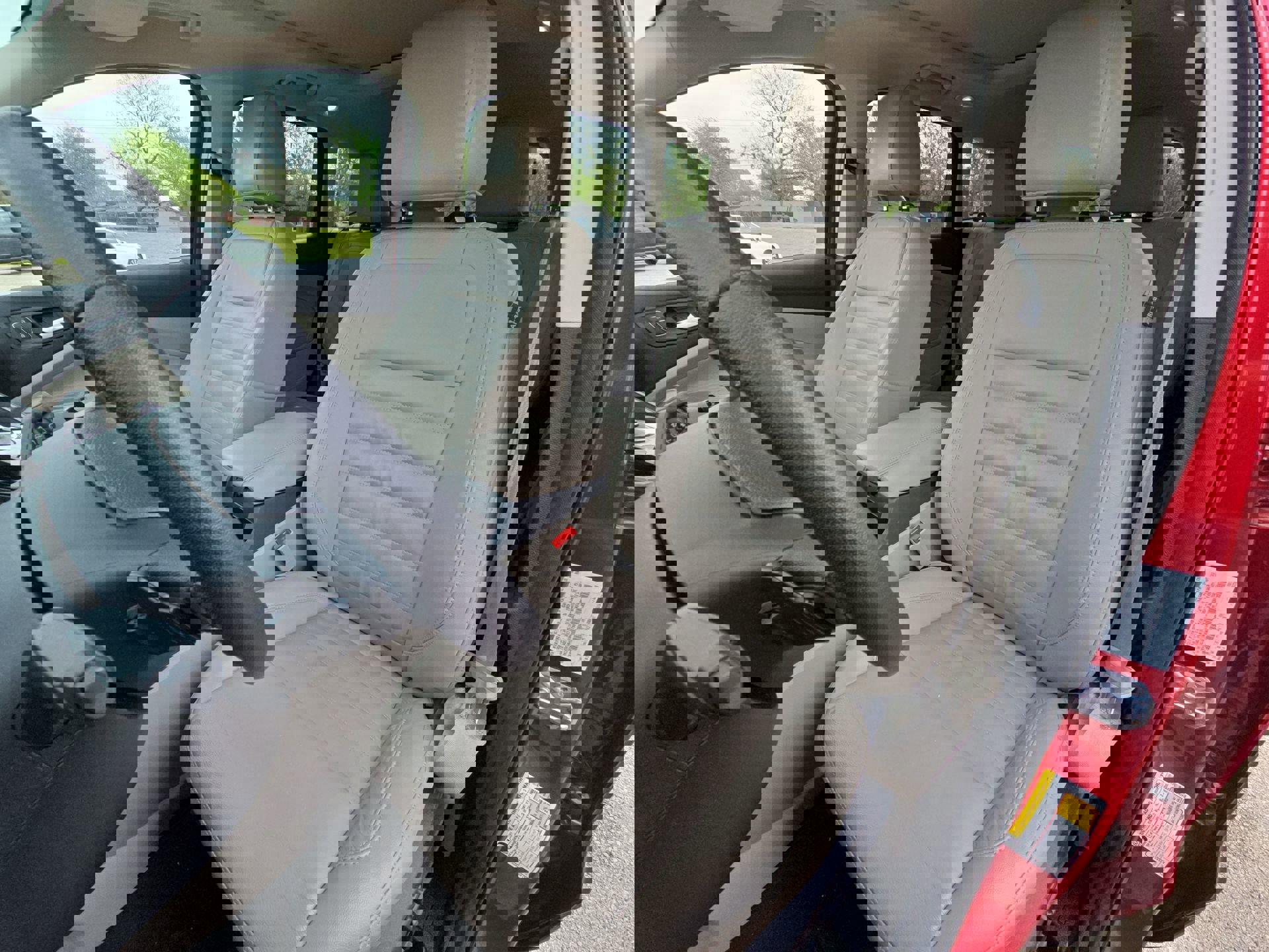 Certified 2017 Ford Escape Titanium w/ Equipment Group 301A image 11