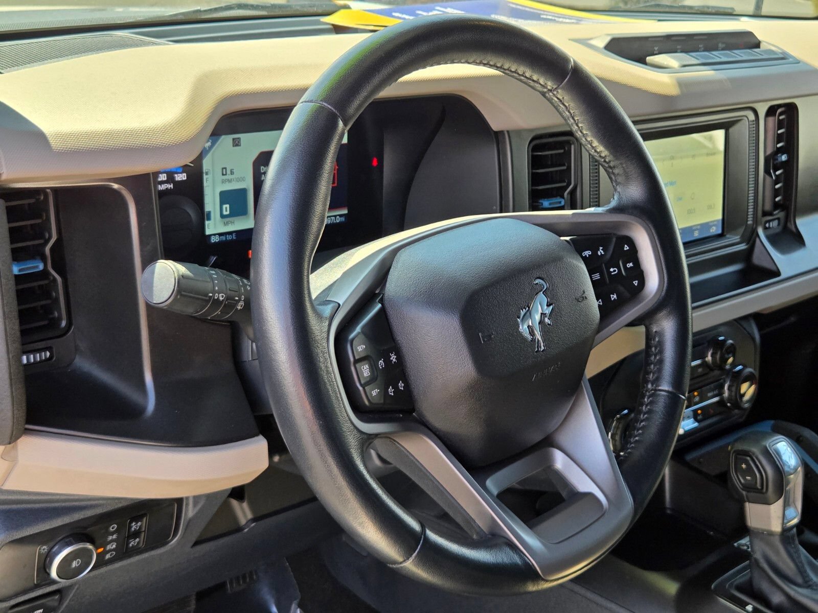 Certified 2023 Ford Bronco Wildtrak AWD/4WD image 17
