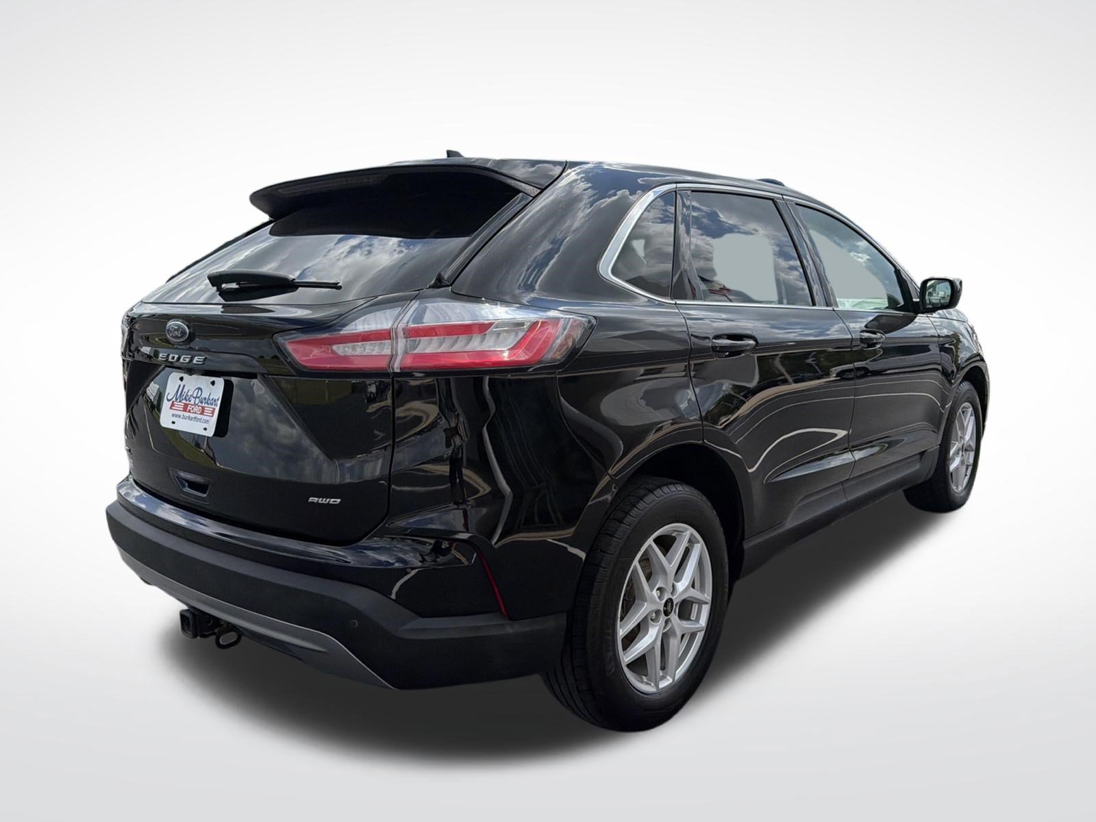 Certified 2024 Ford Edge SEL w/ Convenience Package AWD/4WD image 8