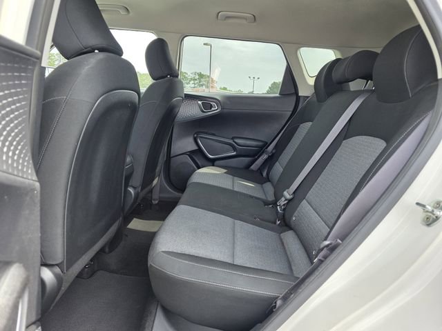 Used 2021 Kia Soul S FWD image 16