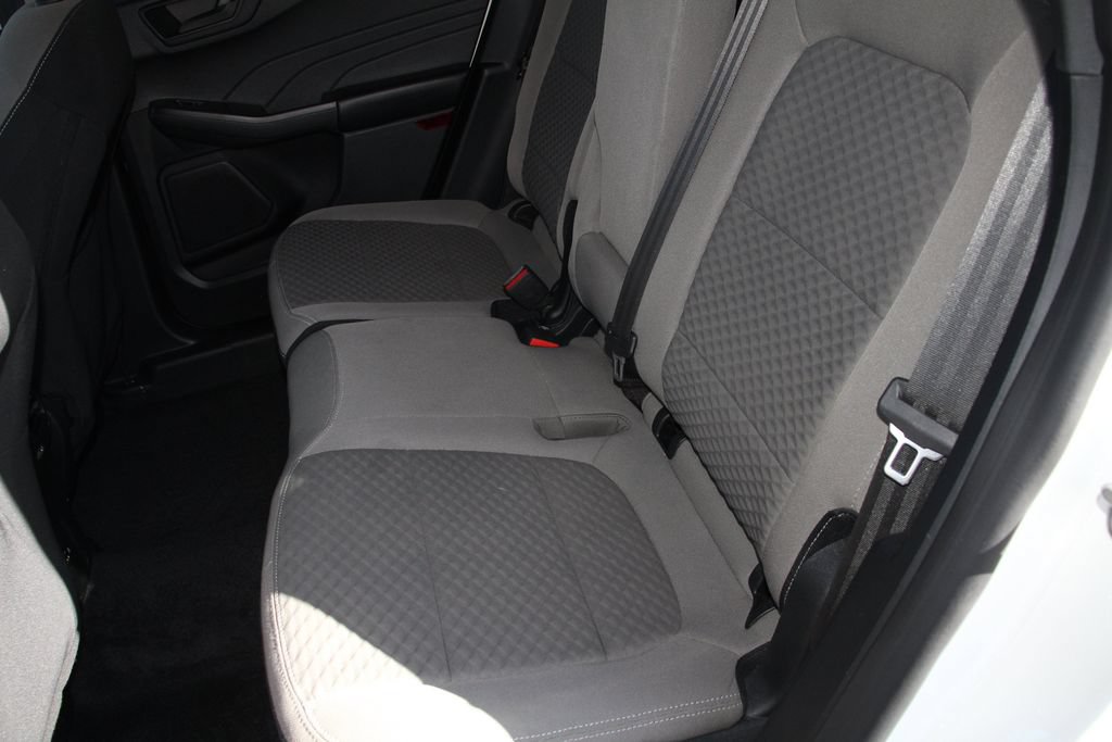 Certified 2022 Ford Escape SE w/ SE Sport Appearance Package FWD image 20