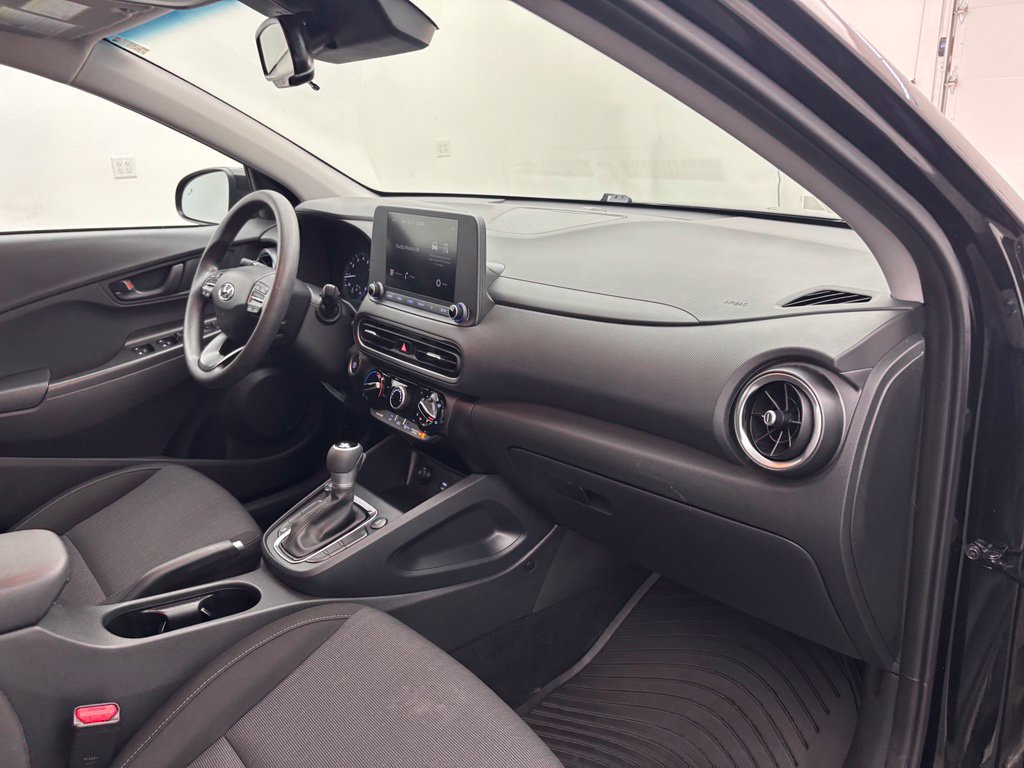 Used 2023 Hyundai Kona SEL w/ Cargo Package AWD/4WD image 30