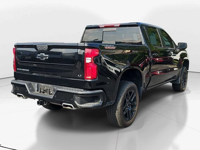 Used 2024 Chevrolet Silverado 1500 LT Trail Boss w/ LT Trail Boss Premium Package AWD/4WD image 3