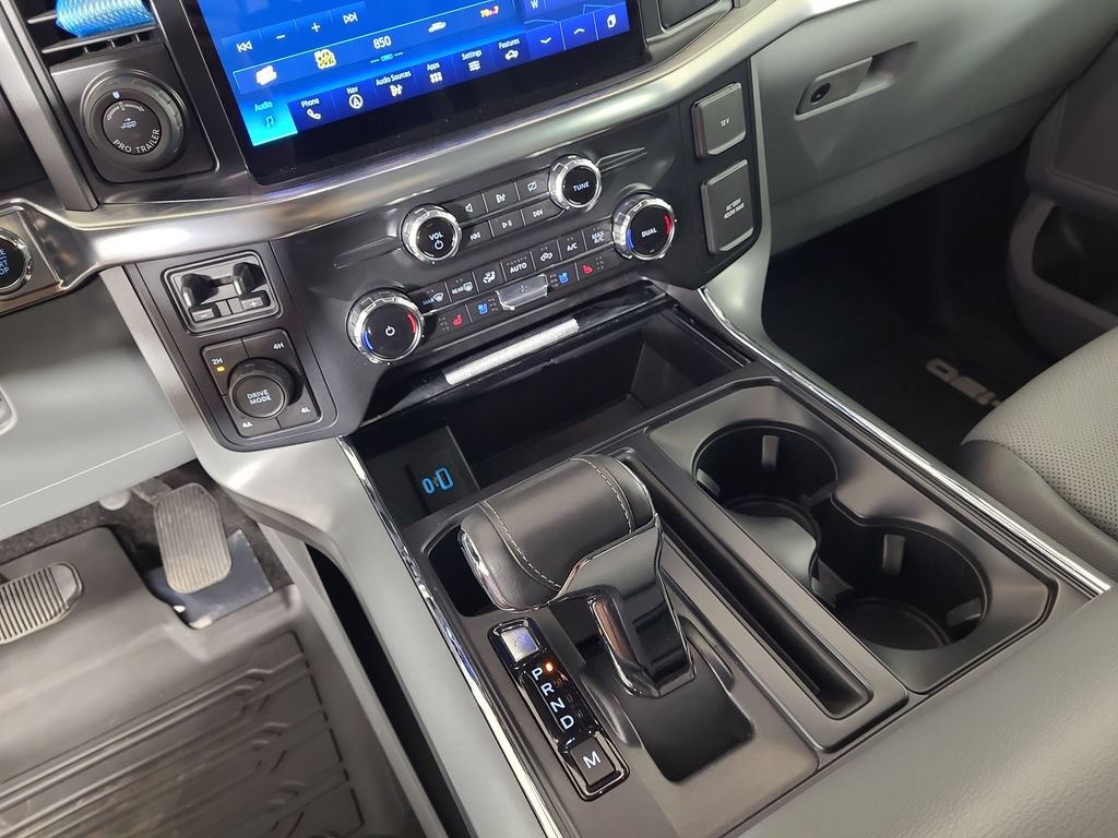 Certified 2022 Ford F150 Lariat w/ Trailer Tow Package AWD/4WD image 16