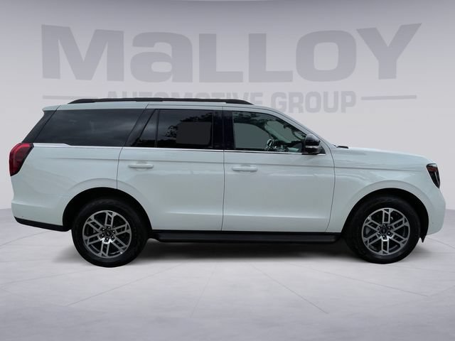 Certified 2025 Ford Expedition Active AWD/4WD image 6