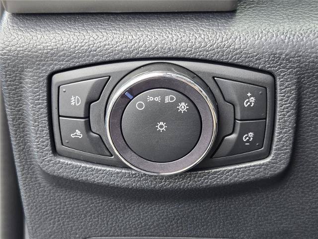 Certified 2022 Ford F250 Lariat w/ Lariat Ultimate Package AWD/4WD image 21