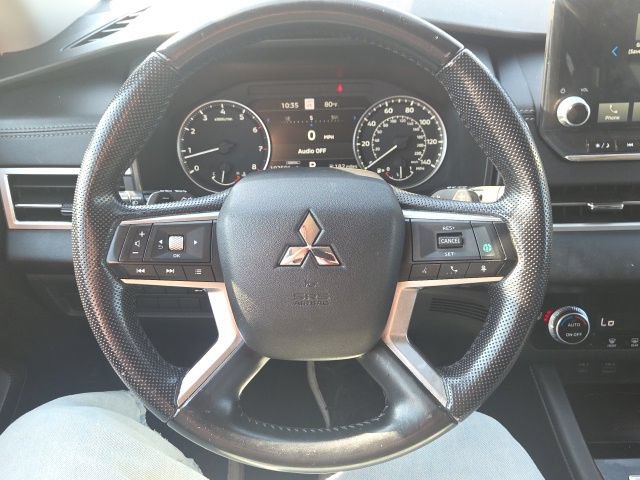Used 2022 Mitsubishi Outlander SE FWD image 35