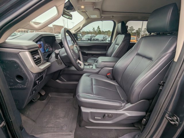 Certified 2024 Ford Expedition XLT image 17
