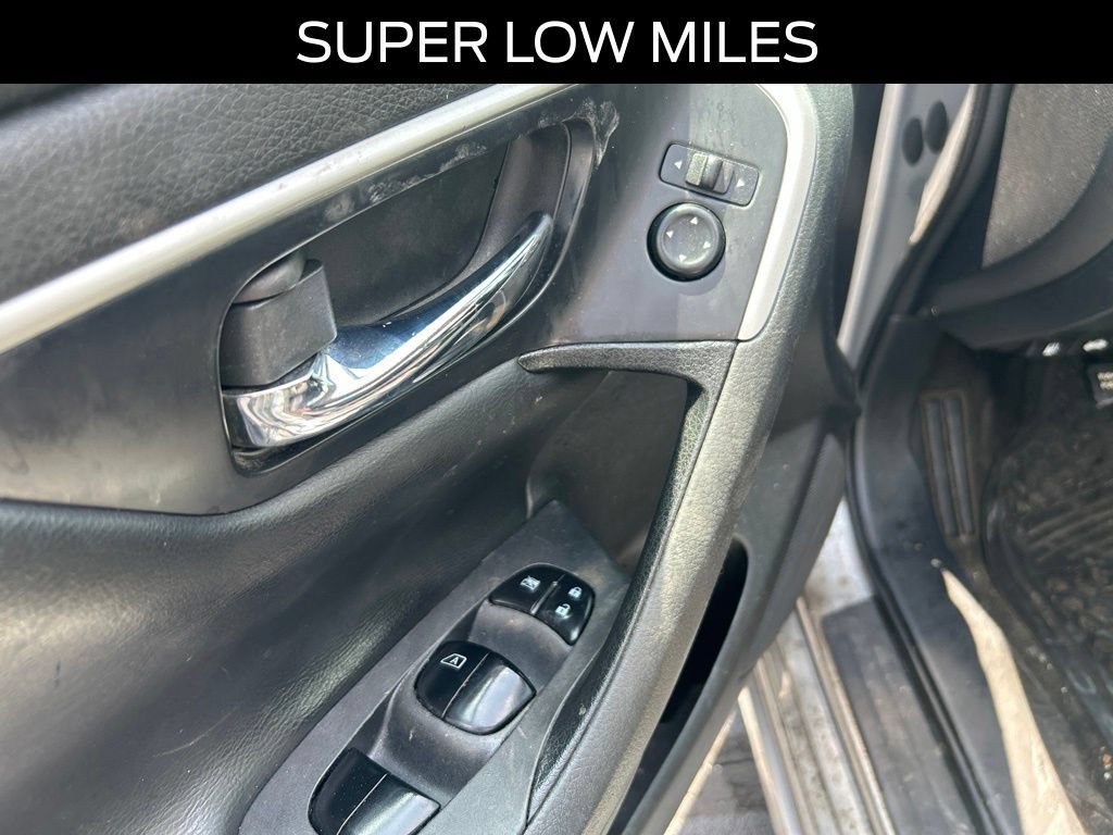 Used 2018 Nissan Altima 2.5 SV FWD image 9