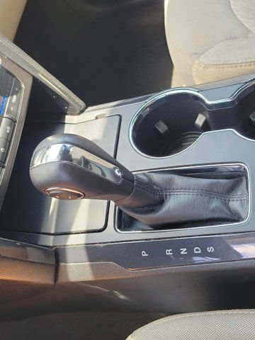 Certified 2018 Ford Explorer FWD image 26