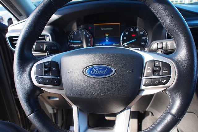 Certified 2020 Ford Explorer XLT w/ Equipment Group 202A image 24