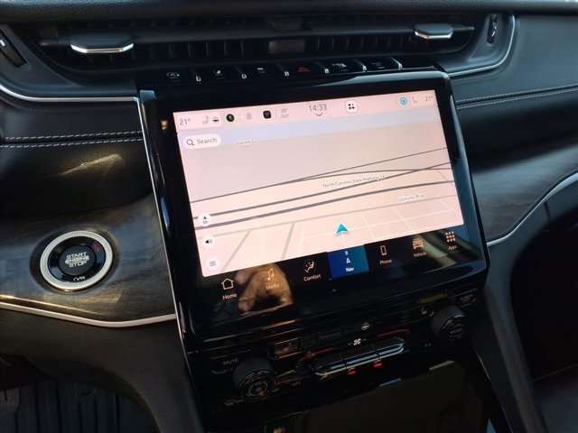 Used 2022 Jeep Grand Cherokee L Limited image 22