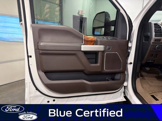 Certified 2019 Ford F250 King Ranch w/ King Ranch Ultimate Package AWD/4WD image 24