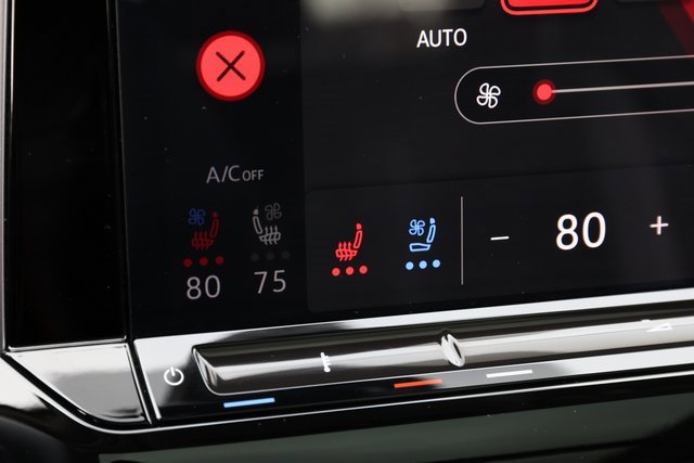 Used 2024 Volkswagen Atlas Peak Edition SEL image 34