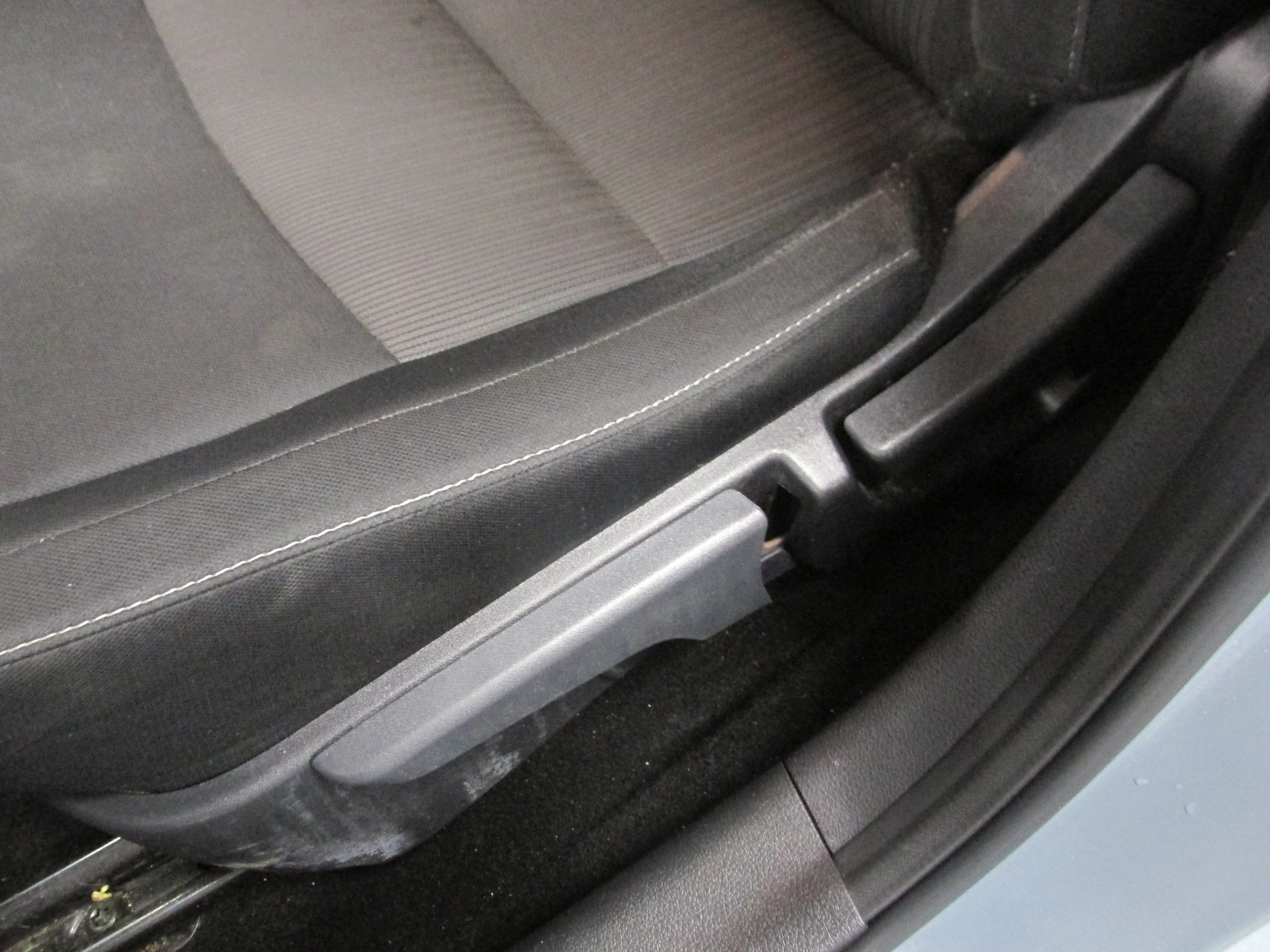 Used 2024 Nissan Sentra SV w/ All-Weather Package FWD image 27