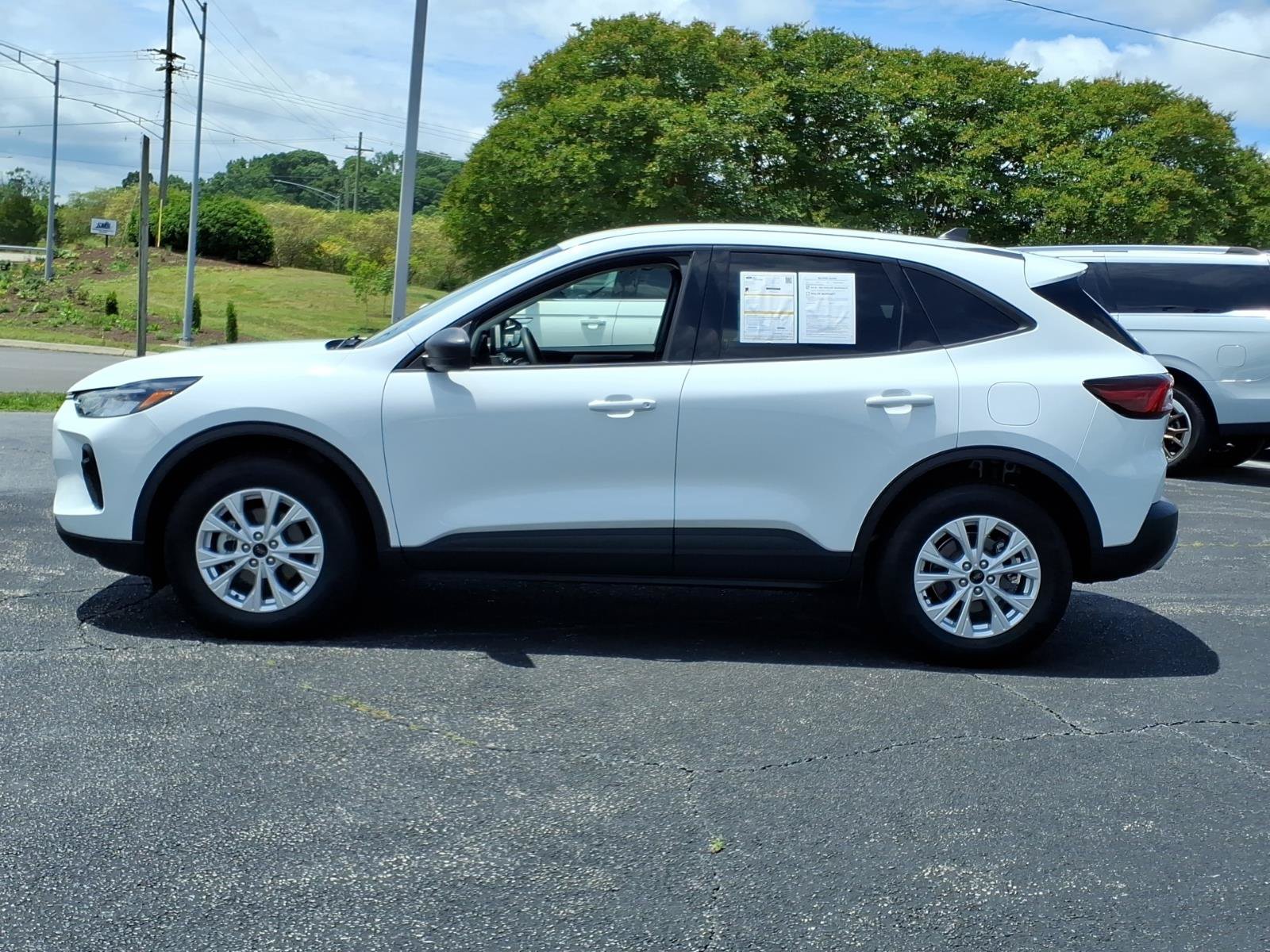 Certified 2025 Ford Escape Active AWD/4WD image 5