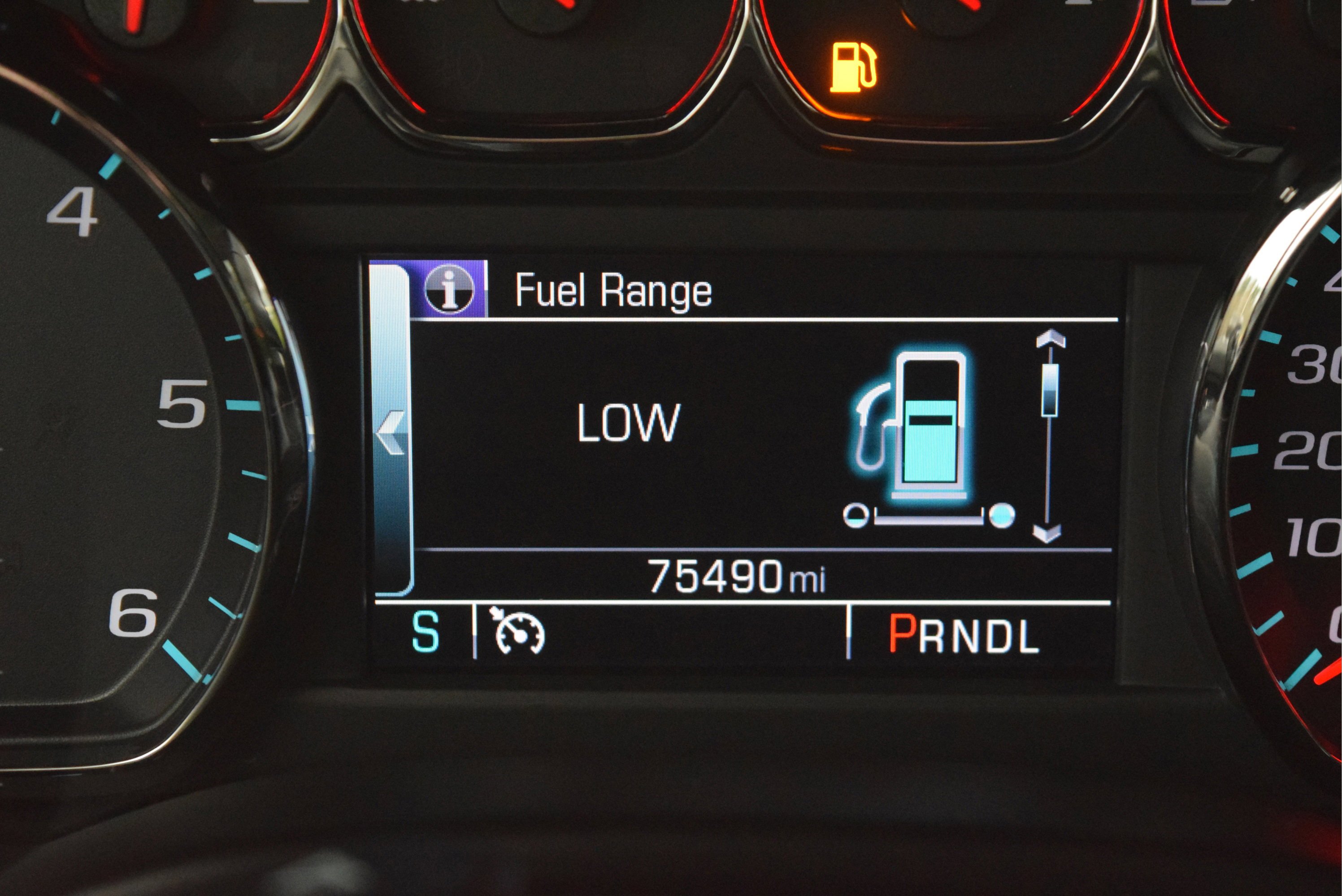 Used 2019 GMC Yukon XL SLE w/ SLE Value Package AWD/4WD image 15
