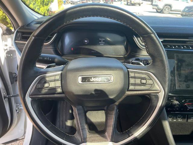 Used 2022 Jeep Grand Cherokee L Limited AWD/4WD image 15