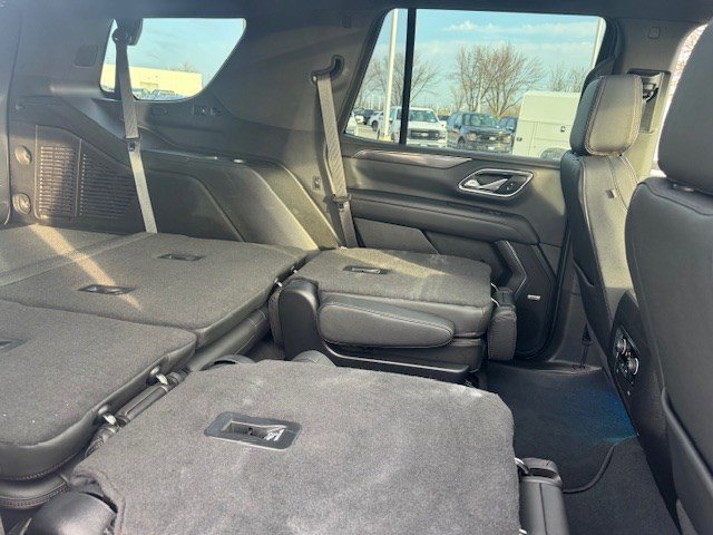 Used 2022 Chevrolet Tahoe RST w/ Luxury Package image 37