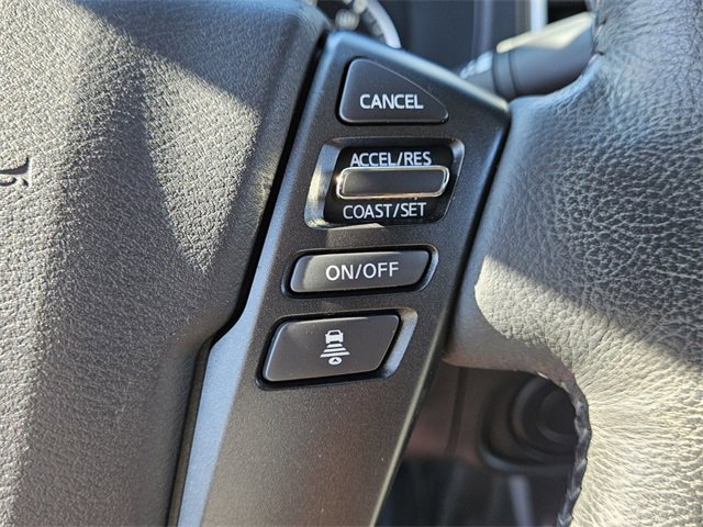 Used 2022 Nissan Frontier SV image 23