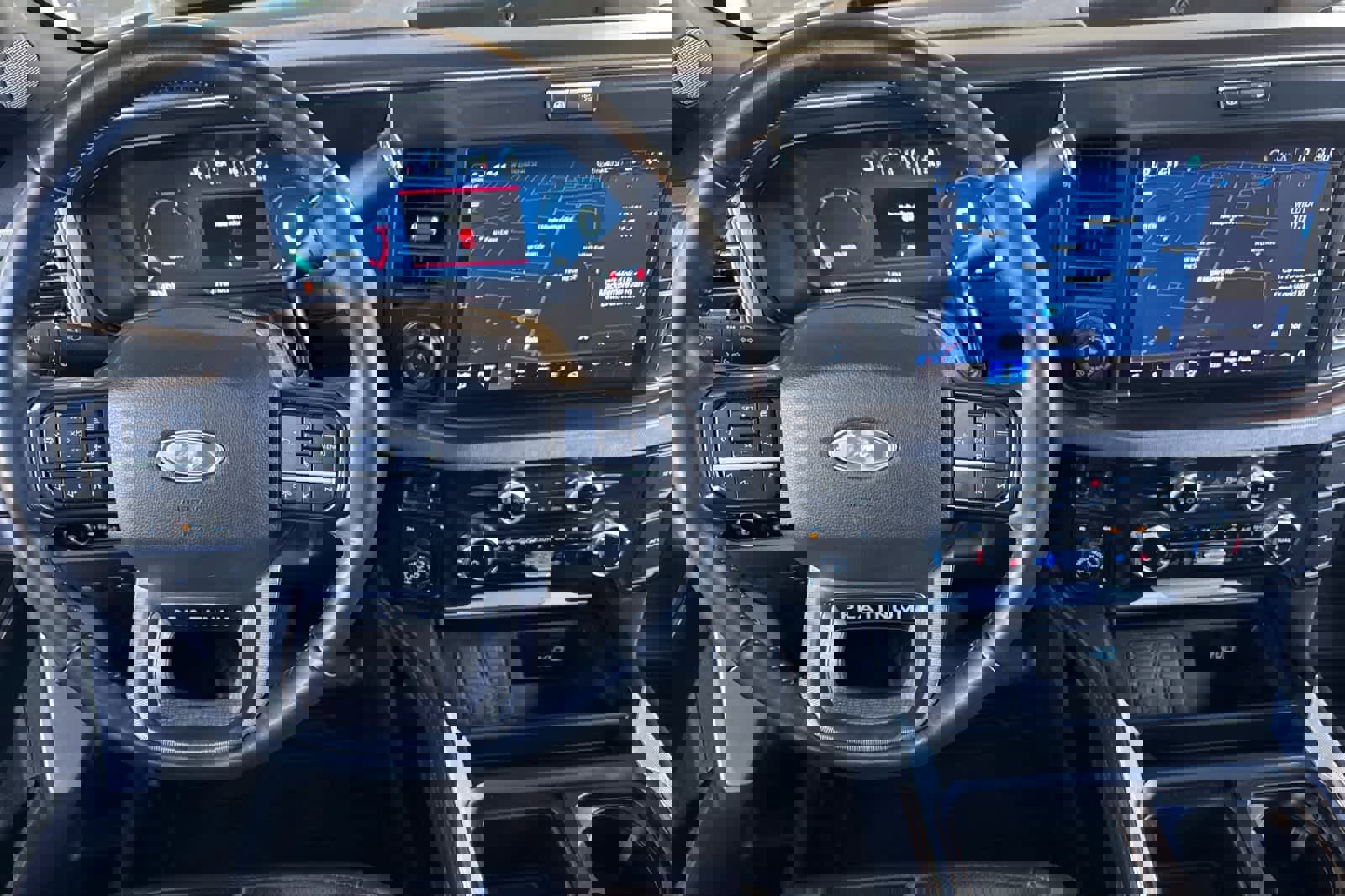 Certified 2025 Ford F350 Platinum w/ Tremor Off-Road Package image 14