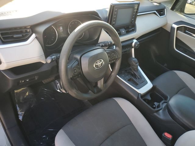 Used 2019 Toyota RAV4 XLE image 16