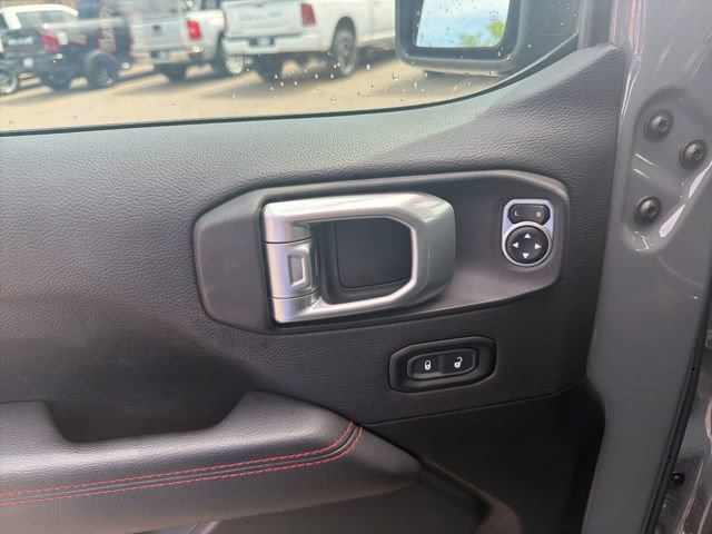 Used 2021 Jeep Wrangler Unlimited Rubicon AWD/4WD image 17