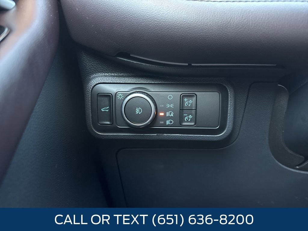 Certified 2025 Ford Explorer Platinum w/ Ultimate Package image 27
