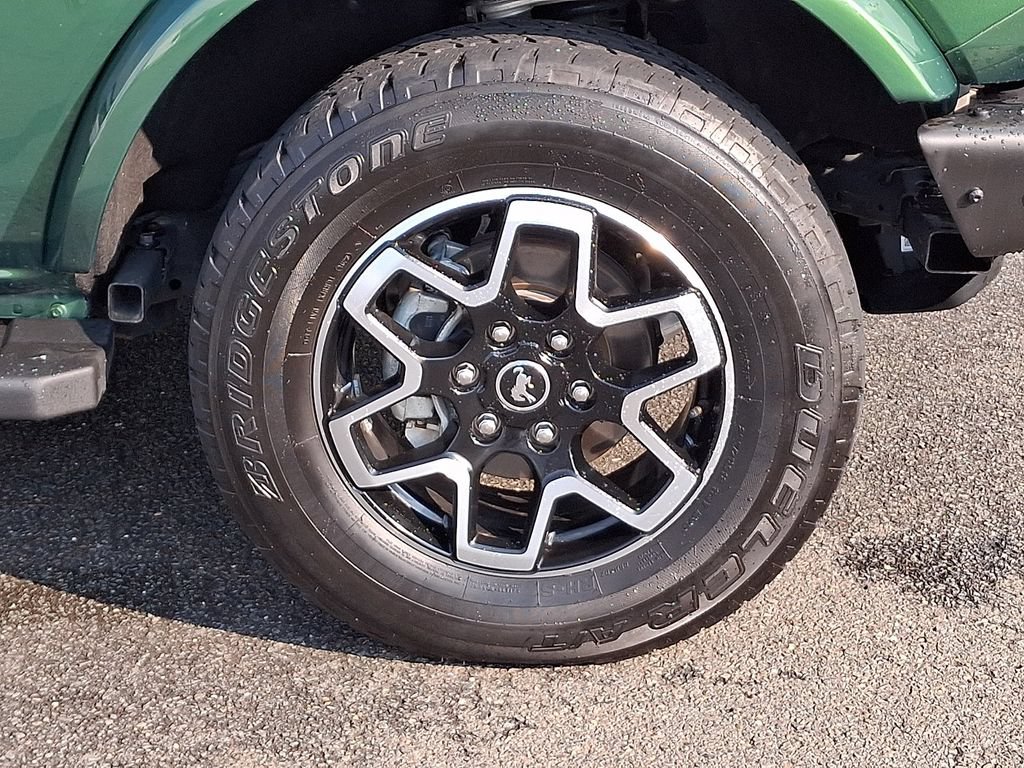 Certified 2023 Ford Bronco Outer Banks AWD/4WD image 8