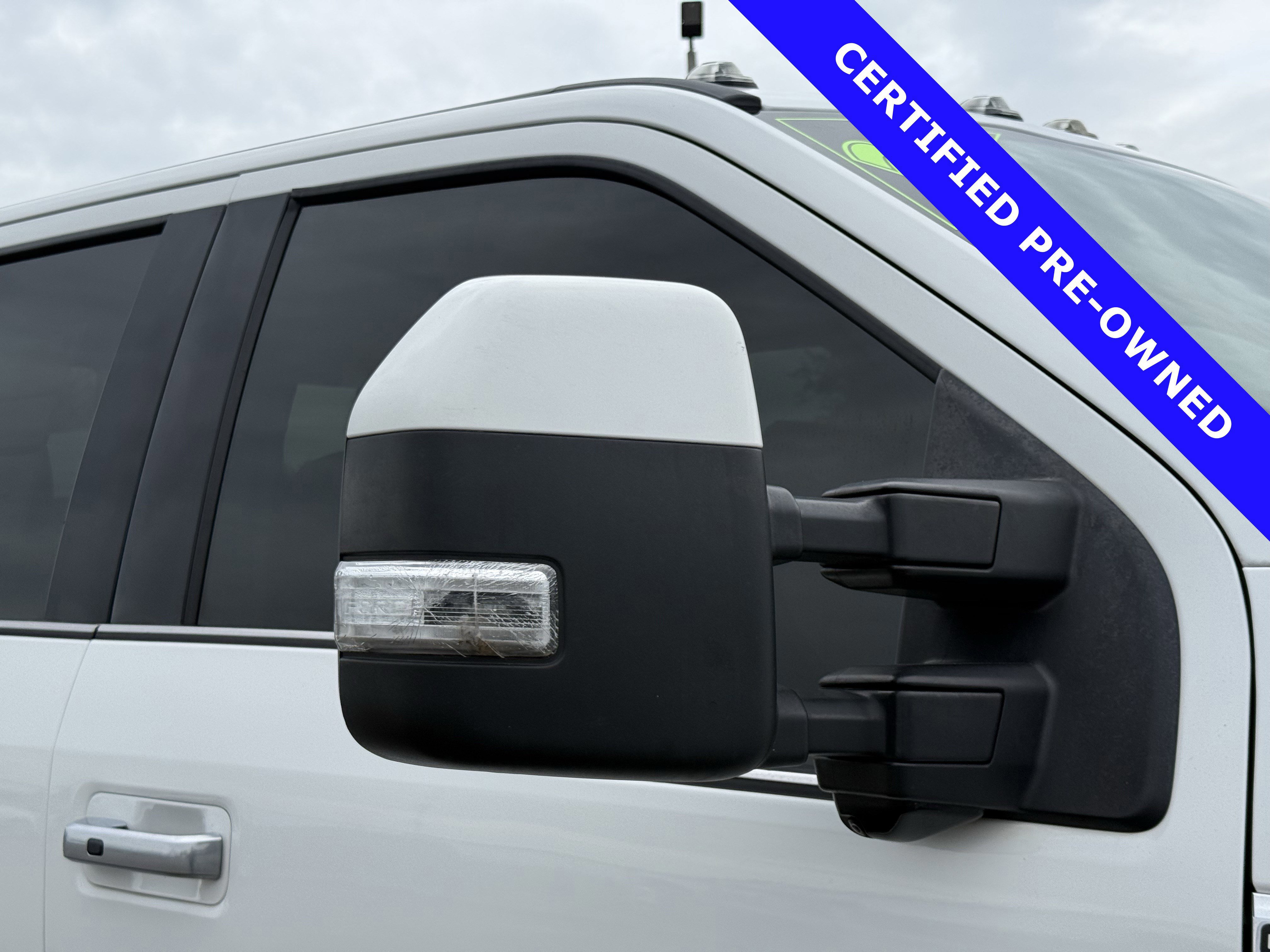 Certified 2022 Ford F250 Limited w/ FX4 Off-Road Package image 11