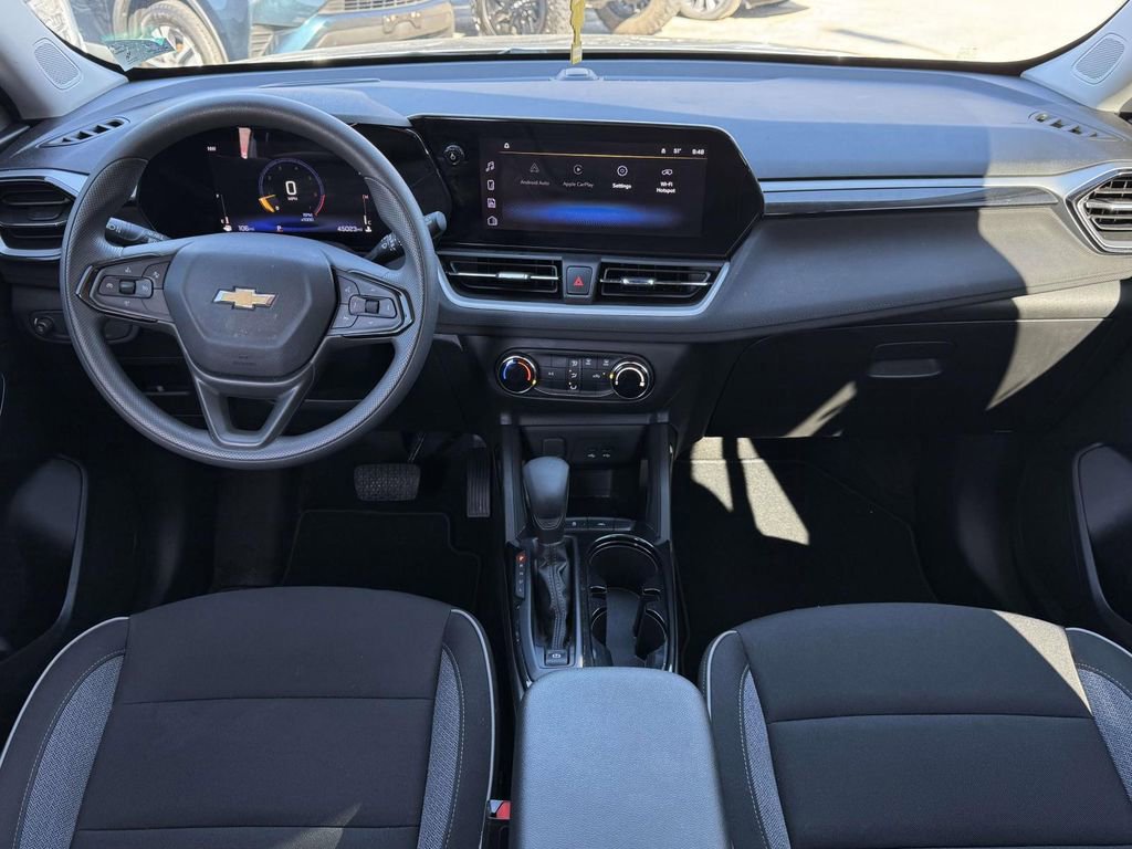 Used 2024 Chevrolet TrailBlazer LS image 7