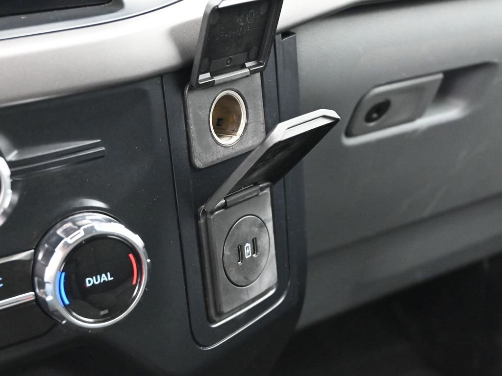 Certified 2025 Ford F150 XLT w/ Equipment Group 301A Standard image 43