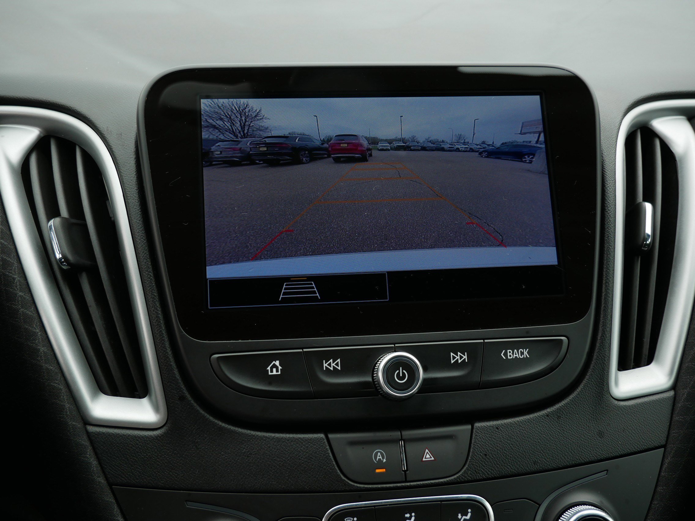 Used 2024 Chevrolet Malibu LT FWD image 30