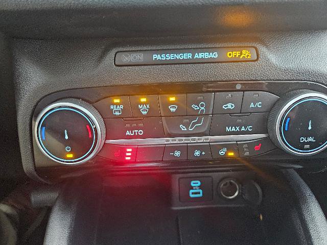 Certified 2022 Ford Escape SEL w/ SEL Stealth AWD Package image 23