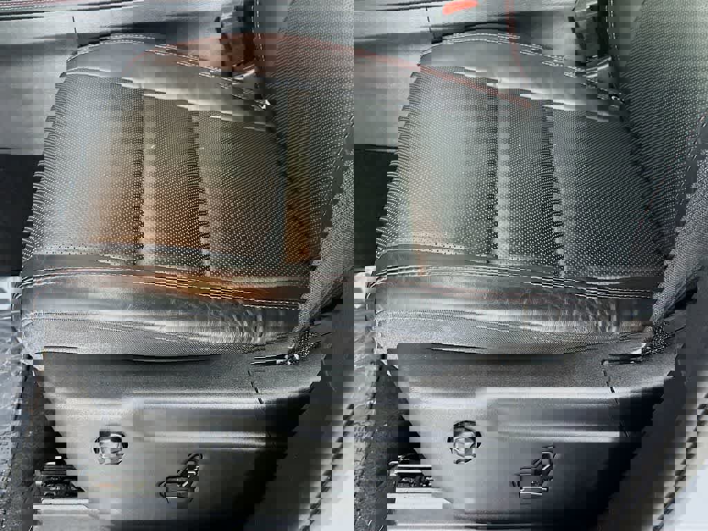 Used 2025 Dodge Durango R/T image 31