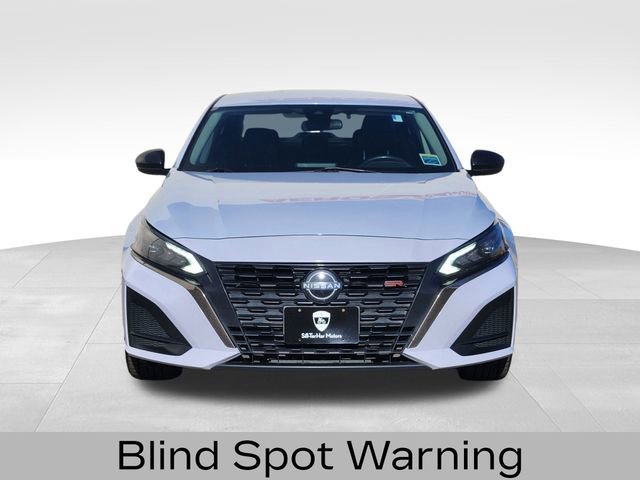 Used 2023 Nissan Altima 2.5 SR image 8